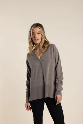 2723 merino v neck
