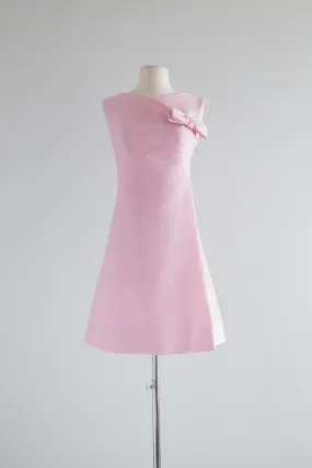 Darling 1960's Pink Silk Shift Dress With Bow and Buttons / Small